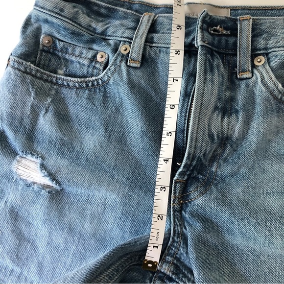 EVERLANE Women's Light Wash Denim Shorts Raw Hem Disstressed Size 23 - Picture 7 of 11